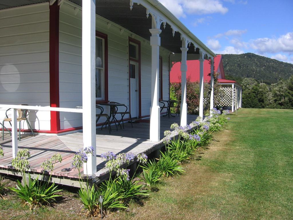 Murrells Grand View House Manapouri Extérieur photo
