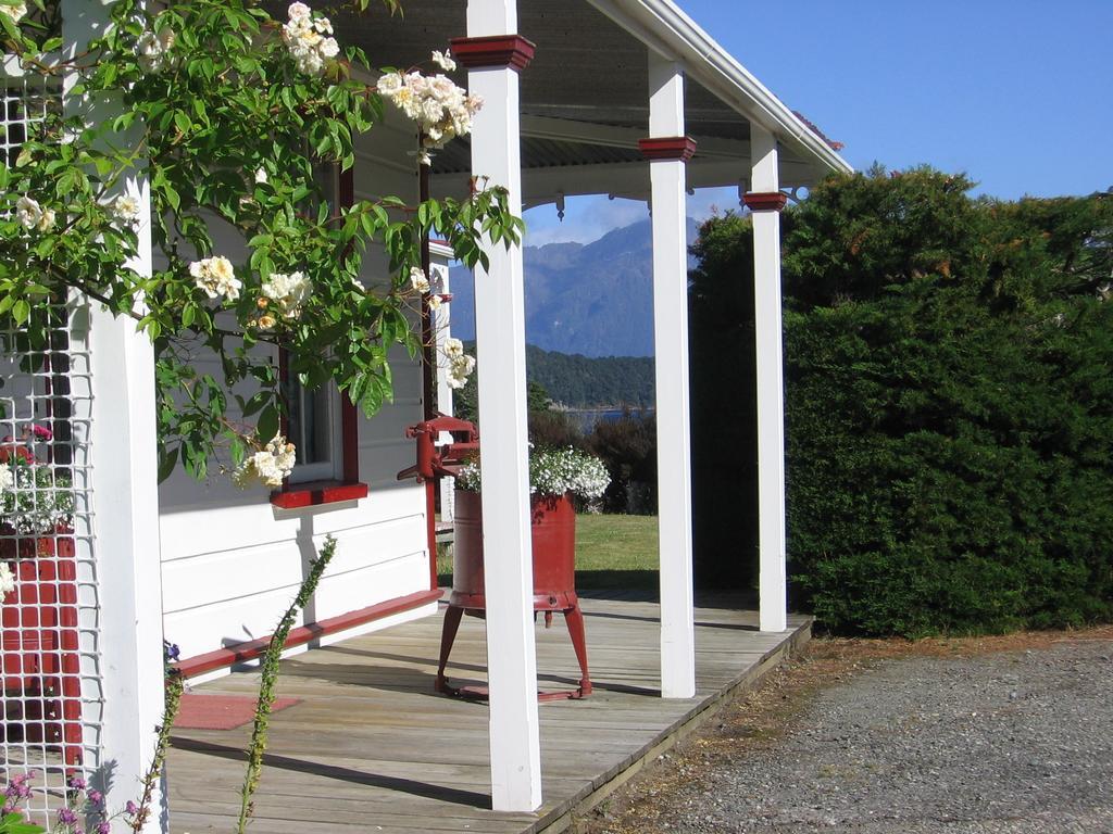 Murrells Grand View House Manapouri Extérieur photo